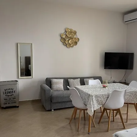 Sina's Panorama Apartment Vlore